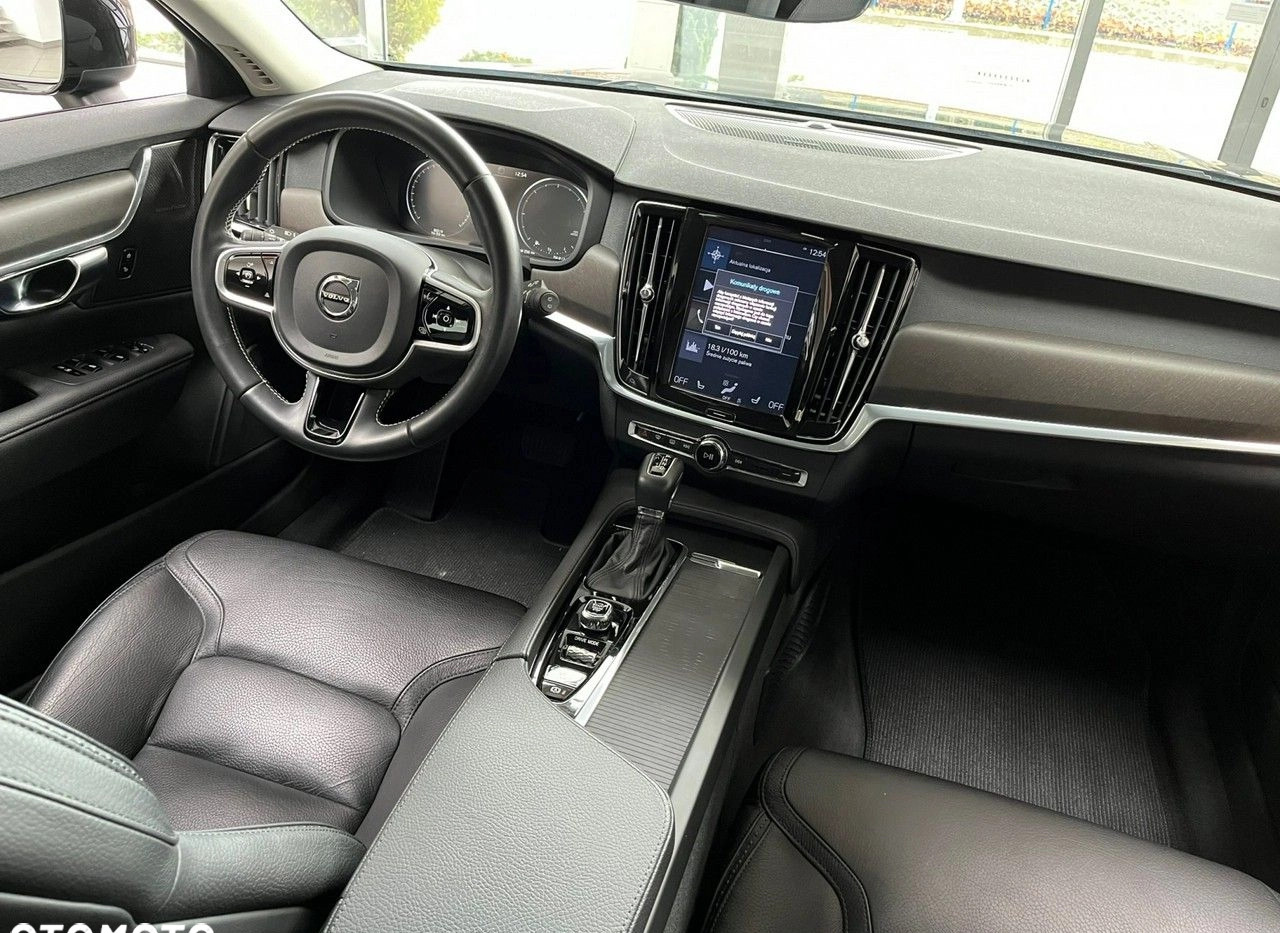 Volvo V90 Cross Country cena 159500 przebieg: 83000, rok produkcji 2019 z Krzyż Wielkopolski małe 67